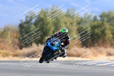 media/Jan-08-2022-SoCal Trackdays (Sat) [[1ec2777125]]/Turn 7 (1035am)/